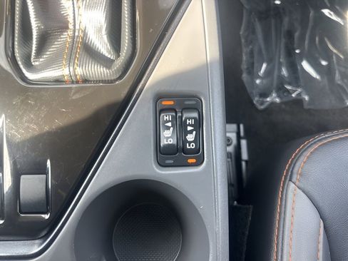 Used 2024 Subaru Crosstrek 2.5i Limited image 20