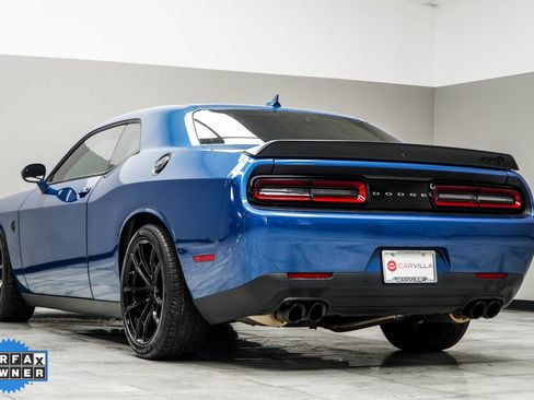 Used 2023 Dodge Challenger SRT Hellcat w/ Driver Convenience Group image 11