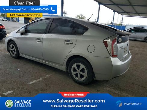 Used 2013 Toyota Prius Two FWD image 3