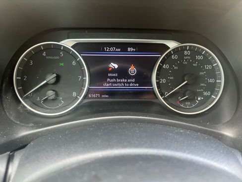 Used 2023 Nissan Sentra SV w/ All-Weather Package FWD image 4