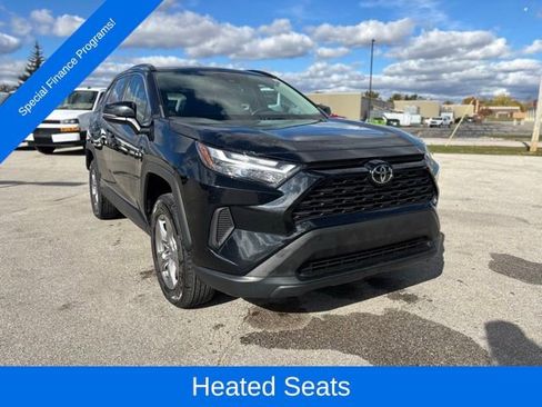 Used 2022 Toyota RAV4 XLE AWD/4WD image 7