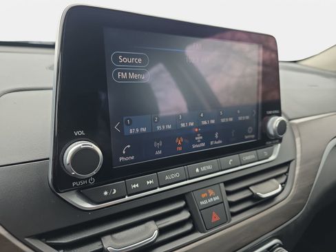 Used 2025 Nissan Altima 2.5 SV image 20