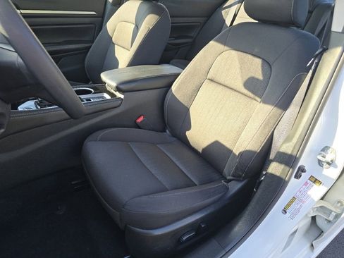 Used 2023 Nissan Altima 2.5 SV AWD/4WD image 24