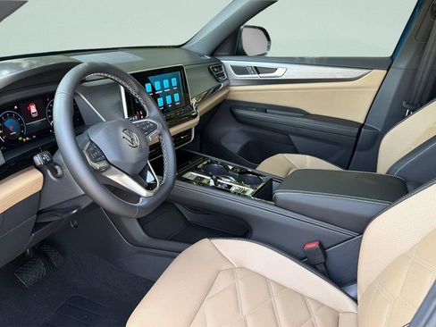 New 2026 Volkswagen Atlas Cross Sport SE FWD image 27
