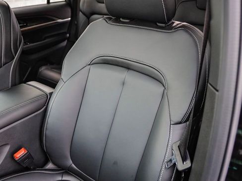 New 2025 Jeep Grand Cherokee Limited w/ Black Appearance Package image 26