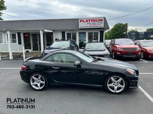 Used 2014 Mercedes-Benz SLK 350 image 2