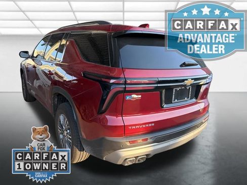 Used 2026 Chevrolet Traverse LT w/ Driver Confidence Package FWD image 5