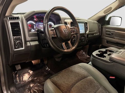 Used 2017 RAM 1500 Big Horn image 9