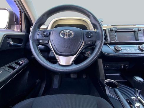 Used 2014 Toyota RAV4 XLE FWD image 6