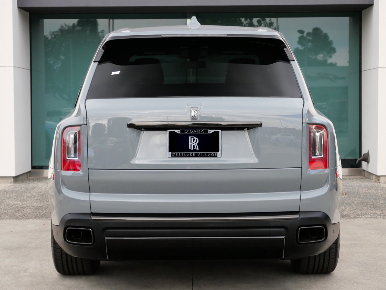 Used 2024 Rolls-Royce Cullinan Black Badge w/ Leather Finishing Pack AWD/4WD image 23