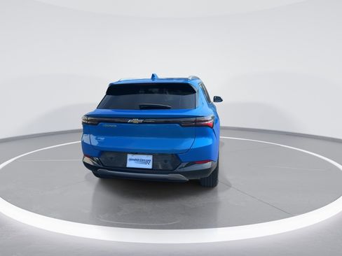 Used 2025 Chevrolet Equinox EV LT w/ Convenience Package FWD image 8