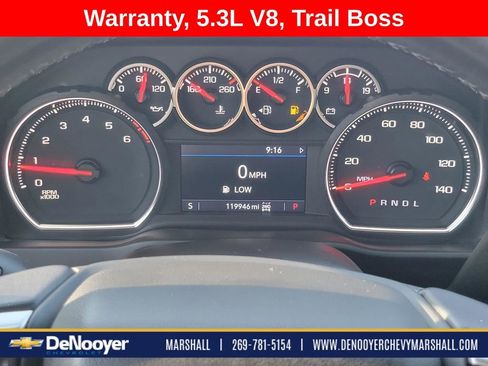 Used 2021 Chevrolet Silverado 1500 LT Trail Boss w/ Bed Protection Package AWD/4WD image 11