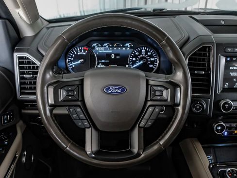 Used 2018 Ford Expedition Limited AWD/4WD image 15