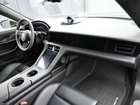 Certified 2024 Porsche Taycan 4S AWD/4WD image 32