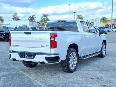 Used 2019 Chevrolet Silverado 1500 High Country w/ Technology Package image 7