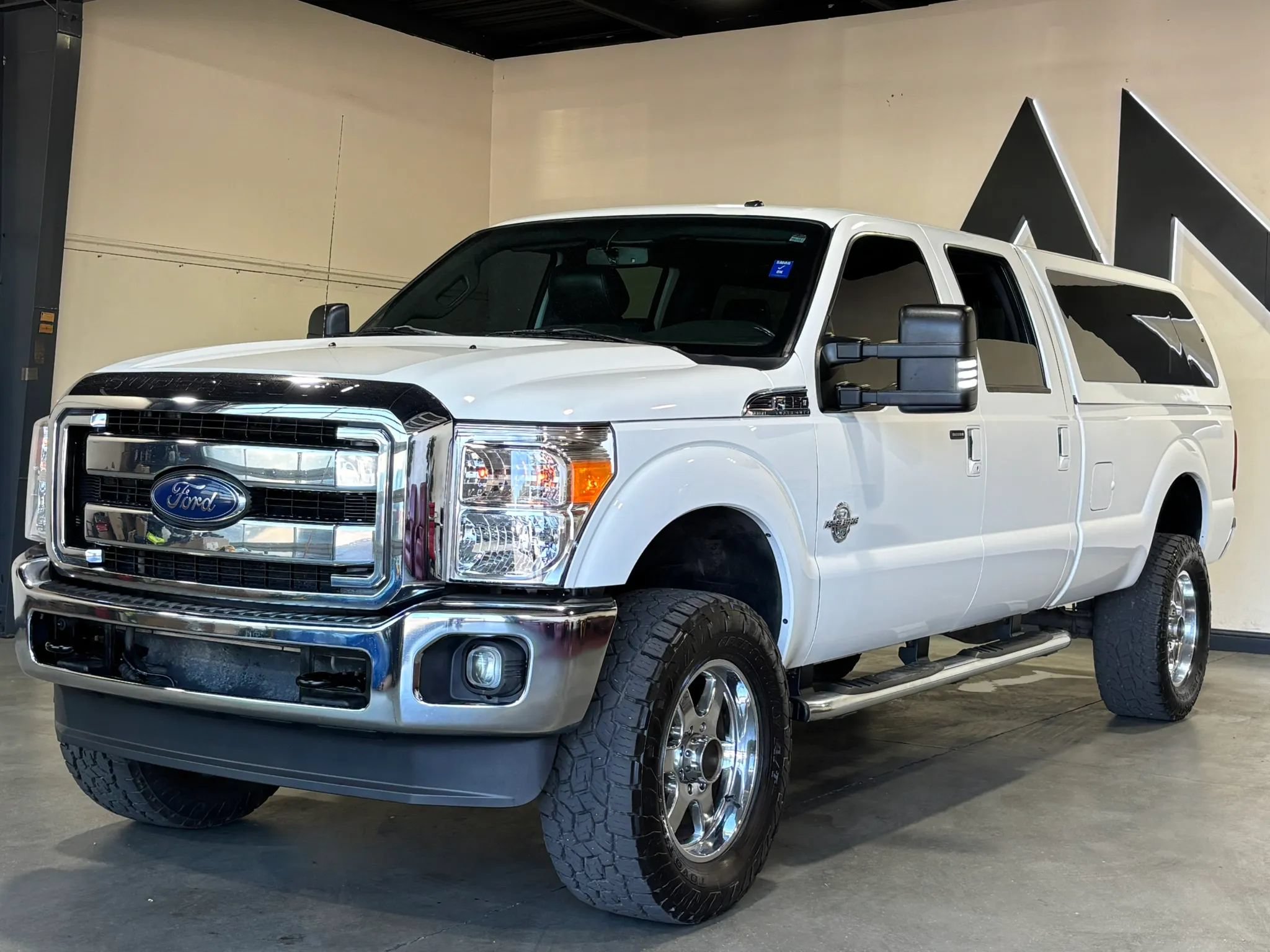 Used 2014 Ford F350 Lariat w/ Lariat Ultimate Package AWD/4WD image 1