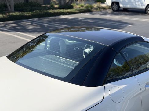 Used 2015 Mercedes-Benz SL 550 image 9