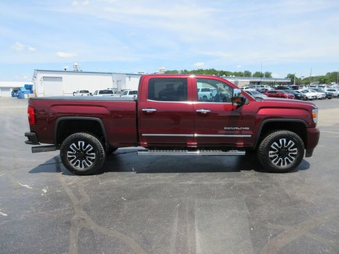Used 2016 GMC Sierra 3500 Denali w/ Duramax Plus Package AWD/4WD image 6