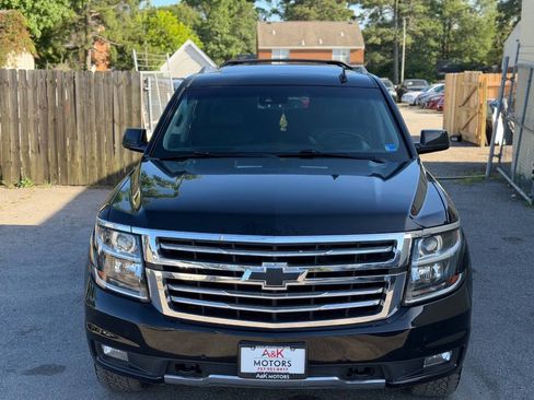 Used 2015 Chevrolet Suburban LT AWD/4WD image 4