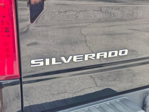 Used 2019 Chevrolet Silverado 1500 LT w/ All-Star Edition RWD image 9