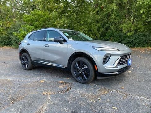 New 2025 Buick Envision Sport Touring AWD/4WD image 7