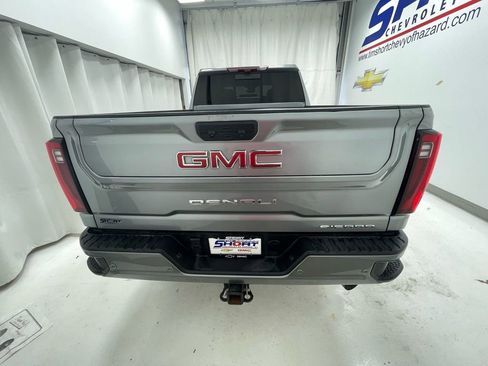 Used 2024 GMC Sierra 2500 Denali w/ Denali Reserve Package AWD/4WD image 7