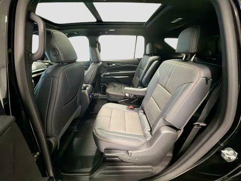 Used 2026 Chevrolet Traverse High Country w/ LPO, Floor Liner Package image 23