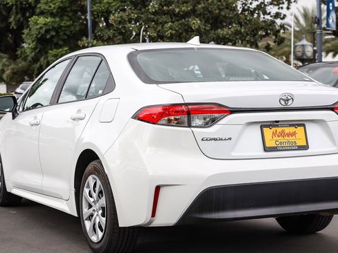 Used 2024 Toyota Corolla LE image 11