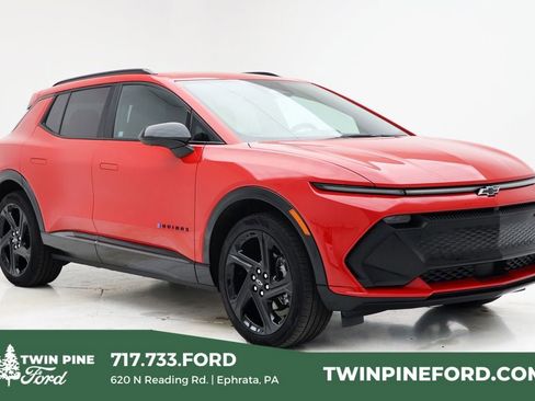 Used 2024 Chevrolet Equinox EV RS image 1