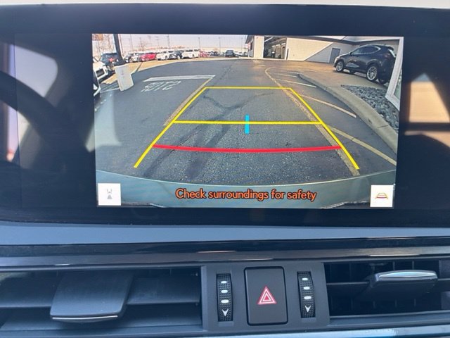 Used 2024 Lexus ES 350 w/ Premium Package FWD image 19