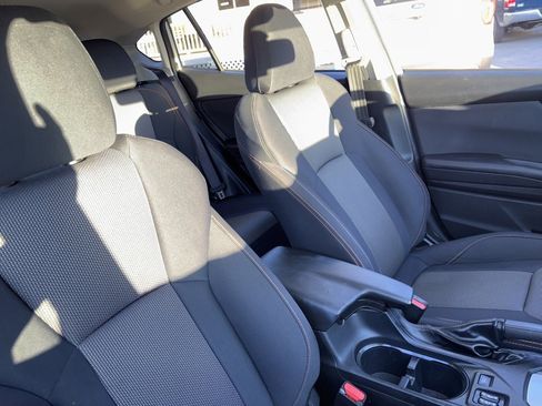 Used 2019 Subaru Crosstrek 2.0i Premium image 7