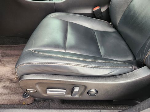 Used 2017 Toyota Highlander XLE image 22