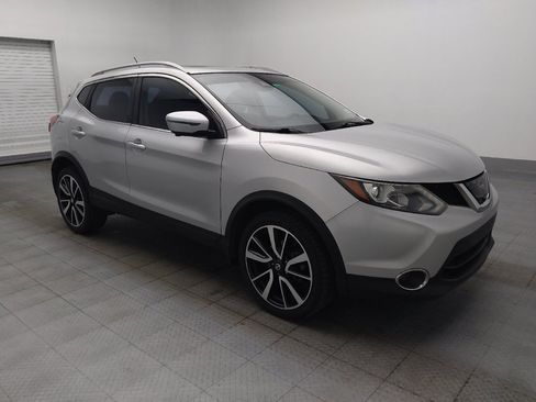 Used 2017 Nissan Rogue Sport SL w/ SL Premium Package FWD image 11