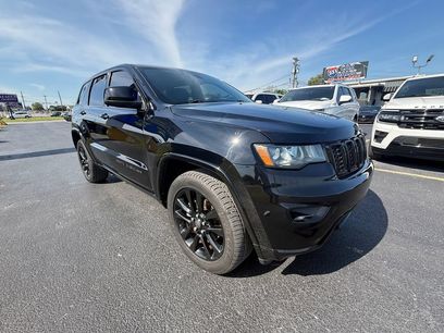 Used 2018 Jeep Grand Cherokee Altitude