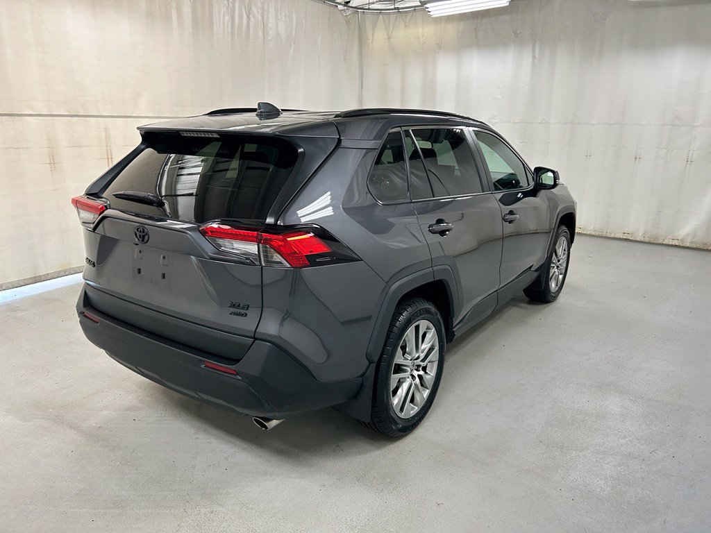 Certified 2023 Toyota RAV4 XLE Premium AWD/4WD image 5