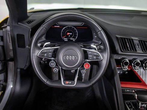 Used 2018 Audi R8 V10 plus image 23