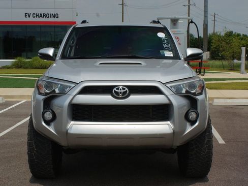 Used 2019 Toyota 4Runner TRD Off-Road Premium AWD/4WD image 25