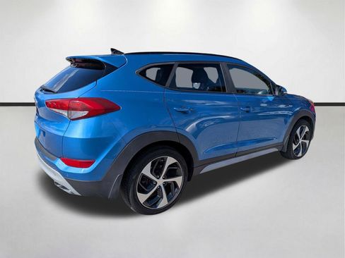 Used 2018 Hyundai Tucson Value FWD image 4