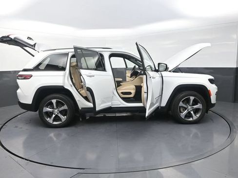 Used 2022 Jeep Grand Cherokee Limited 4xe AWD/4WD image 36
