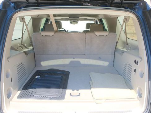 Used 2015 GMC Yukon XL Denali w/ Premium Package image 40