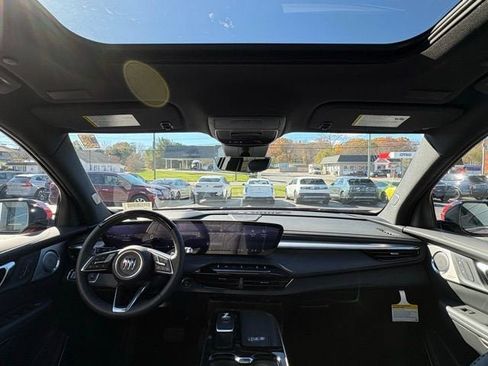 New 2026 Buick Enclave Avenir image 22