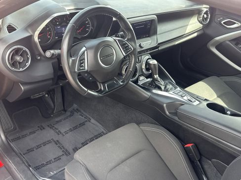 Used 2023 Chevrolet Camaro LT RWD image 18