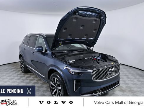 Certified 2025 Volvo XC90 B5 Core w/ Climate Package AWD/4WD image 35