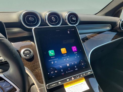 Certified 2026 Mercedes-Benz GLC 300 image 18