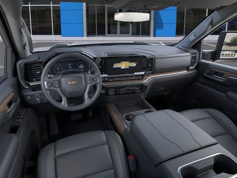 New 2026 Chevrolet Silverado 3500 LT AWD/4WD image 15