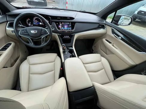 Used 2017 Cadillac XT5 Base image 19