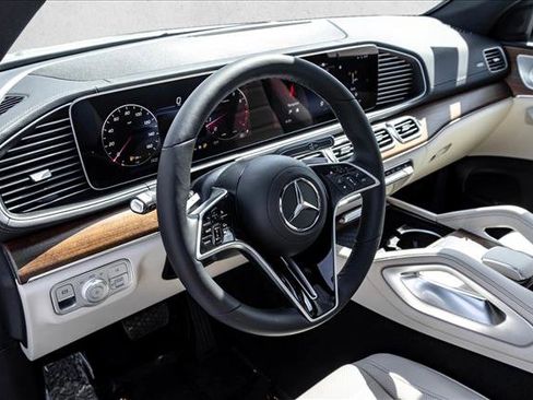 New 2026 Mercedes-Benz GLE 450 4MATIC Coupe image 10