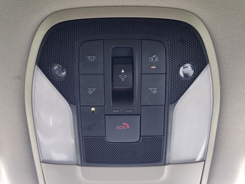 Used 2019 INFINITI QX50 Luxe w/ Navigation Package image 23