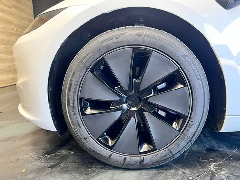 Used 2025 Tesla Model 3 Long Range RWD image 27