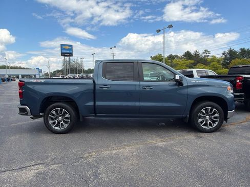 Used 2024 Chevrolet Silverado 1500 LT AWD/4WD image 9